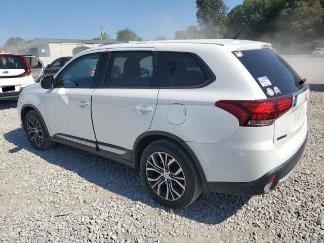 2016 Mitsubishi Outlander SE