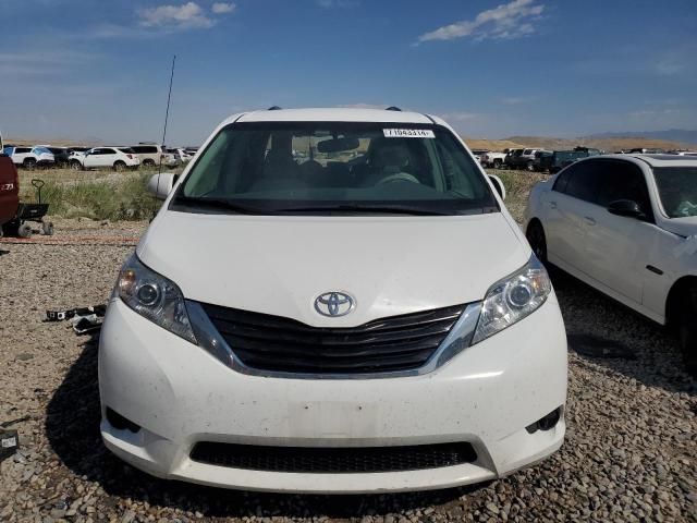 2012 Toyota Sienna LE