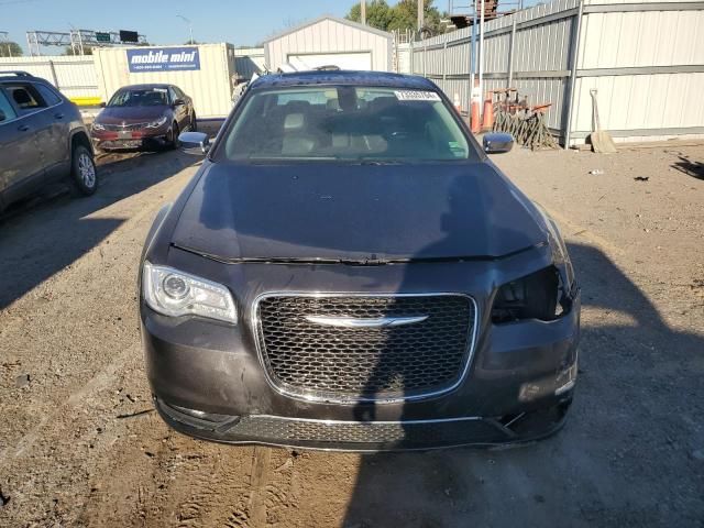 2017 Chrysler 300C