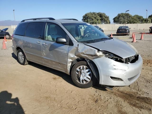 2010 Toyota Sienna CE