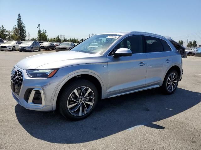 2022 Audi Q5 Premium Plus 45