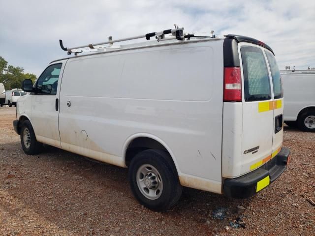 2016 Chevrolet Express G2500