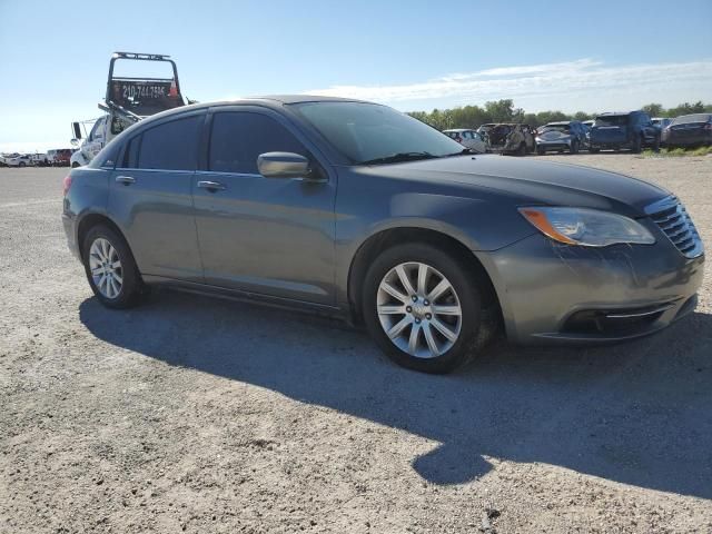 2013 Chrysler 200 Touring