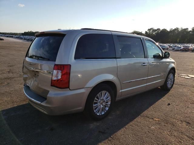 2013 Chrysler Town & Country Touring L