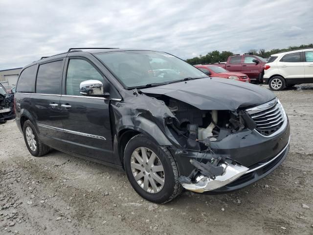 2012 Chrysler Town & Country Touring L