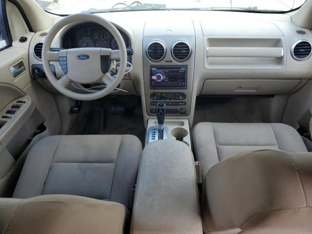 2005 Ford Freestyle SE