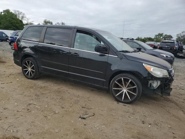 2010 Volkswagen Routan SEL