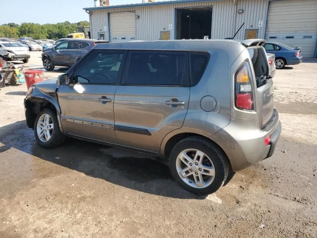 2011 KIA Soul +