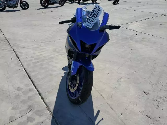 2024 Yamaha YZFR7