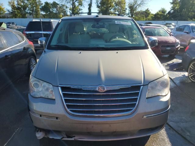 2009 Chrysler Town & Country Limited