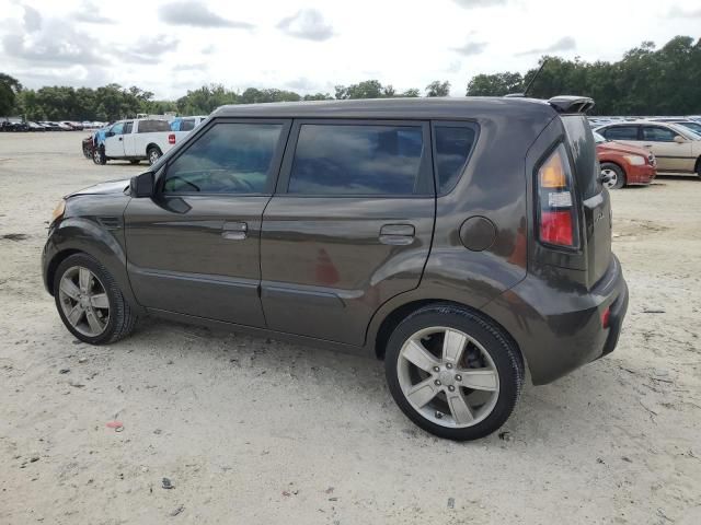 2010 KIA Soul +