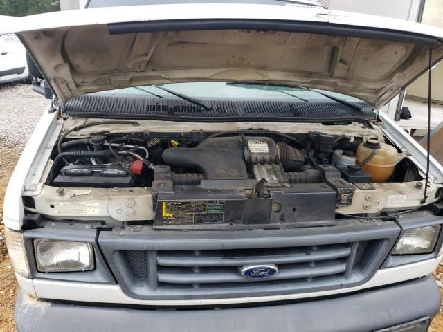 2006 Ford Econoline E350 Super Duty Cutaway Van