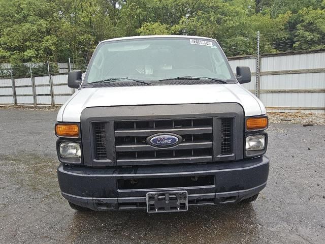 2010 Ford Econoline E250 Van