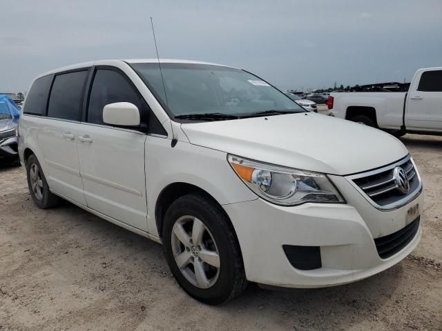 2009 Volkswagen Routan SE