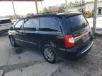 2013 Chrysler Town & Country Touring L