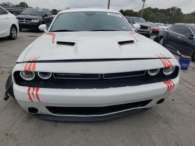 2016 Dodge Challenger SXT