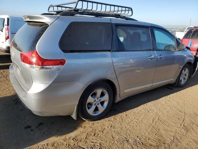 2012 Toyota Sienna LE