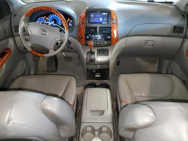 2008 Toyota Sienna XLE