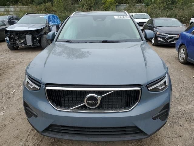 2023 Volvo XC40 Core