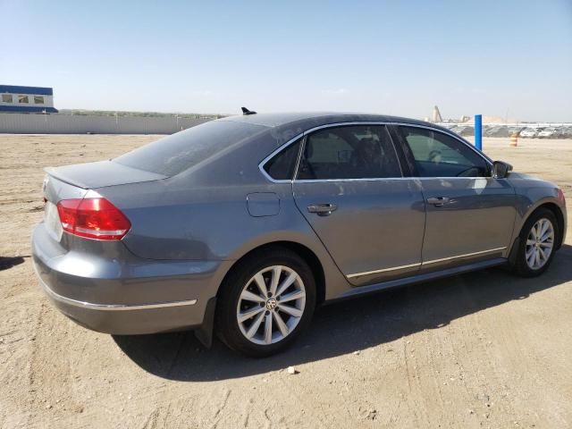 2013 Volkswagen Passat SEL