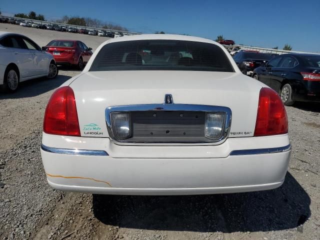 2007 Lincoln Town Car Signature