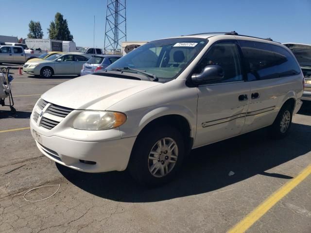 2005 Dodge Grand Caravan SE