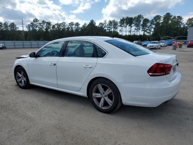 2013 Volkswagen Passat SE