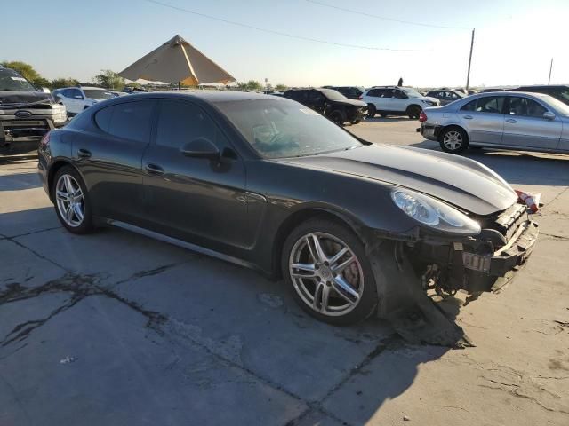 2014 Porsche Panamera 2