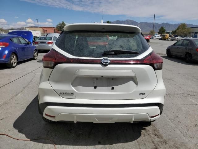 2021 Nissan Kicks SR