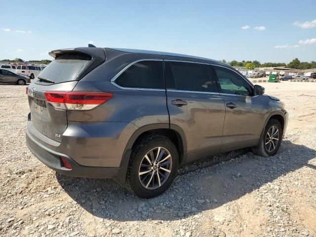 2018 Toyota Highlander SE