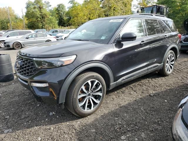 2022 Ford Explorer ST-Line