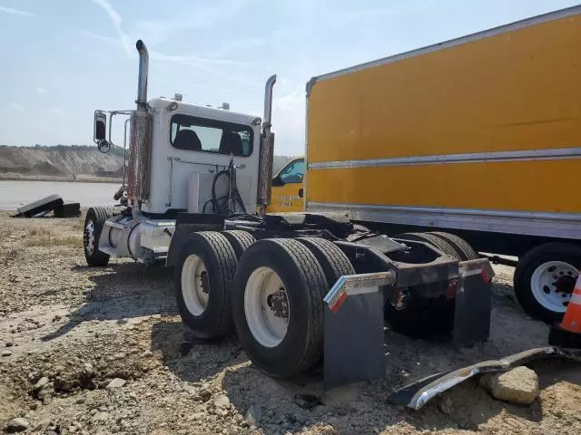 2005 Peterbilt 378