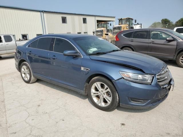 2018 Ford Taurus SEL