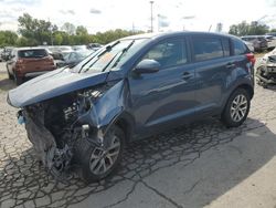 KIA Vehiculos salvage en venta: 2016 KIA Sportage LX