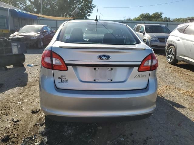 2013 Ford Fiesta SE