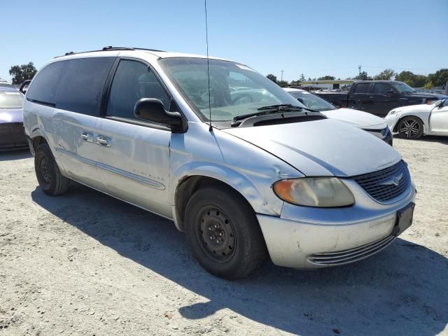 2001 Chrysler Town & Country LX