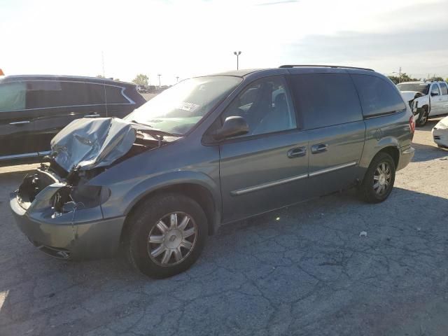 2006 Chrysler Town & Country Touring