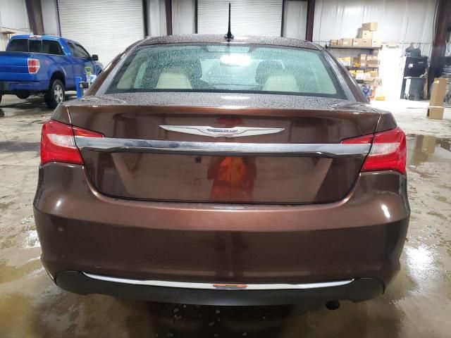 2013 Chrysler 200 Touring