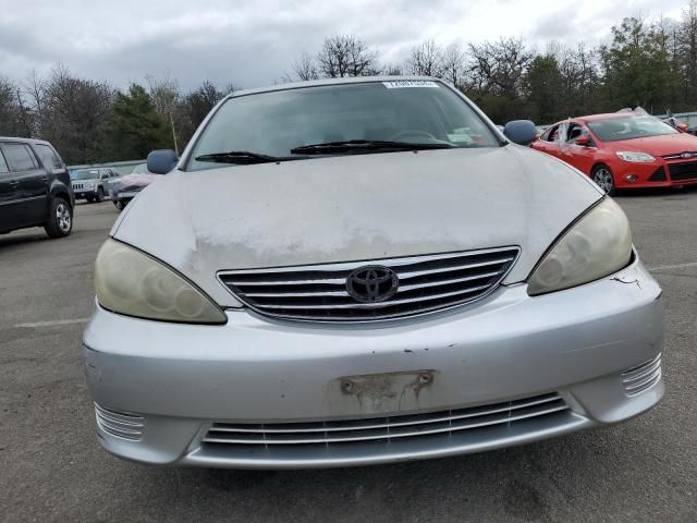 2005 Toyota Camry LE