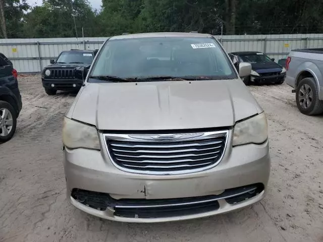 2013 Chrysler Town & Country Touring