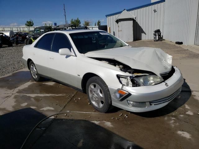 2000 Lexus ES 300