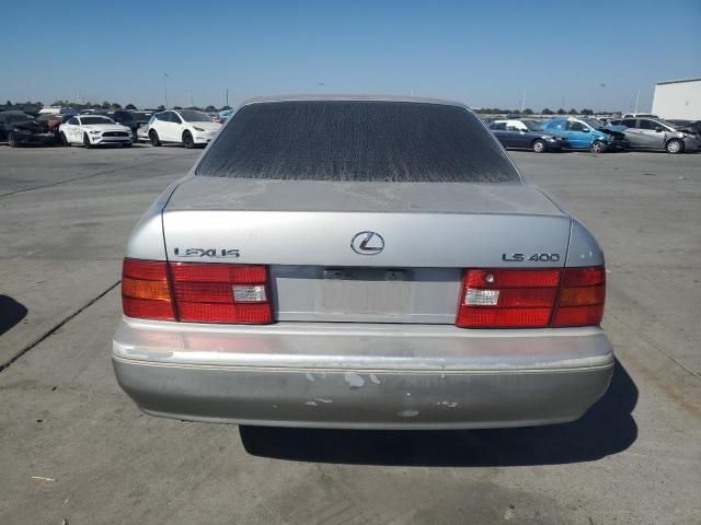 1999 Lexus LS 400