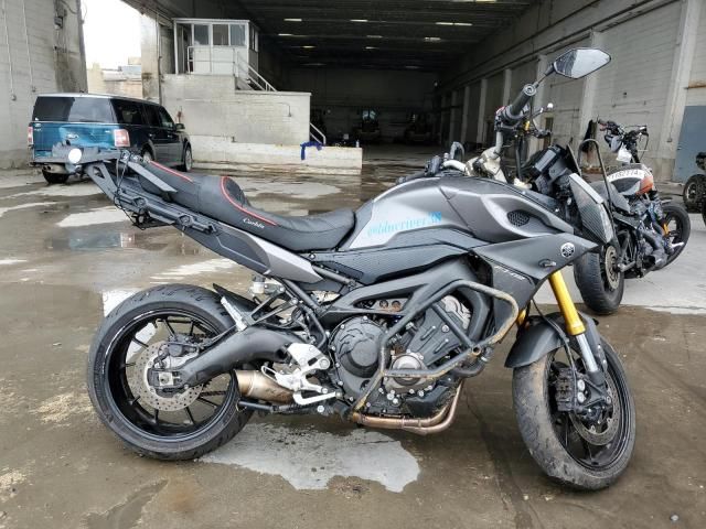 2015 Yamaha FJ09