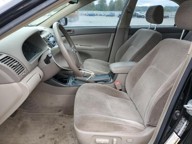 2004 Toyota Camry LE