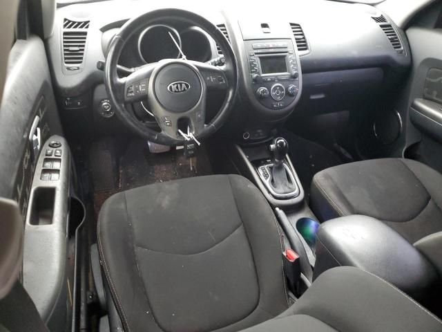 2013 KIA Soul +