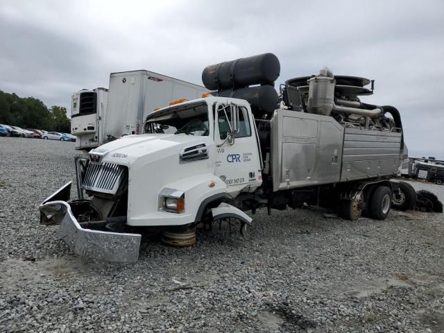 2015 Western Star Conventional 4700SB