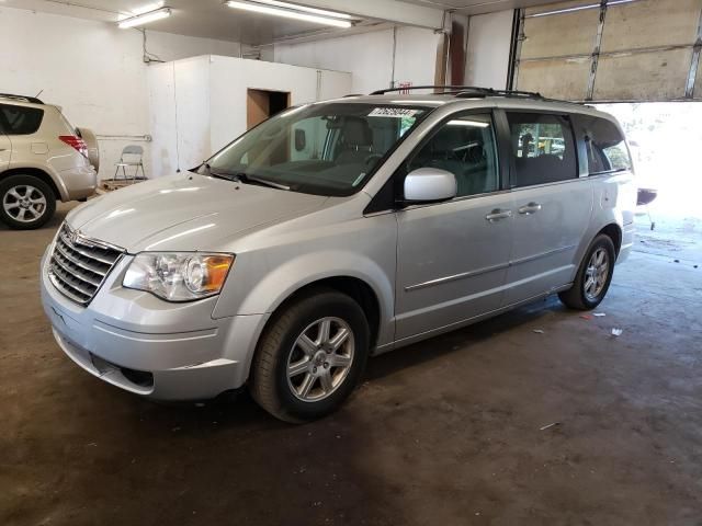 2010 Chrysler Town & Country Touring