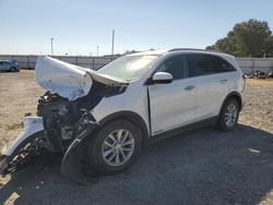 Carros salvage a la venta en subasta: 2017 KIA Sorento LX