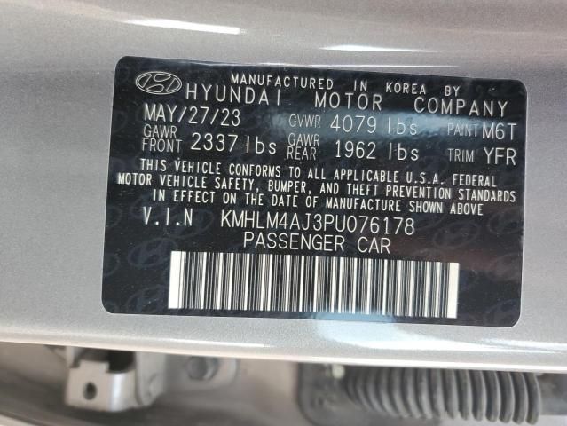 2023 Hyundai Elantra Blue