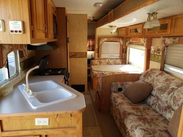 2005 Jayco Eagle